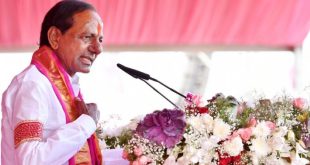 cm-kcr-promise-to-journalists-about-providing-land-for-house