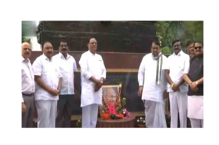 speaker, council chairman tributes to jaathipitha in assembly